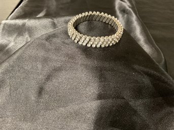 Vintage Rhinestone Stretch Bracelet