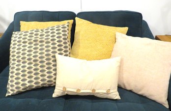 5 Throw Pillow Lot