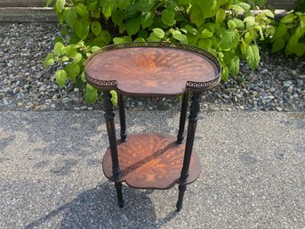 Two Tier Table Bellflower Design