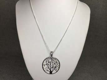 Fabulous Vintage STERLING SILVER / 925 Tree Of Life Necklace & Pendant 16' Necklace - Just Freshly Polished
