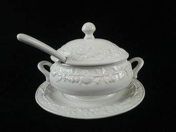 Sanor Ceramica Tureen And Ladle