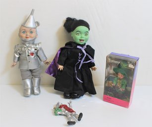 Small Collection Of Vintage Wizard Of Oz Collectibles