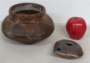 Two Native American Or Possibly South American Pottery Pieces - A Pot And A Small Oil Lamp