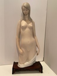 Lladro Retired Nude Woman Torso Porcelain Matte Figurine #4512 ~ Matte Bisque ~5' Base