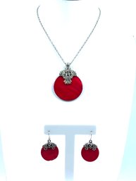 Silvertone W/ Victorian Style Filigree Design Dyed Shell Pendant Necklace, Earring Set