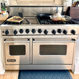 A Professional Series Viking - 48' Dual Fuel Stainless Steel - 6 Burner - Griddle - Loc A