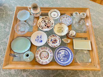 Table Lot Of Decorative Glass And China