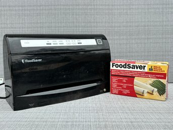 A Foodsaver Machine And Refills!