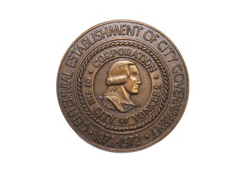 Centennial Establishment Of The City Of Yonkers Token 1872-1972