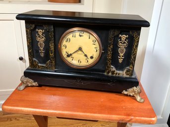 Wonderful  Antique Gilbert Mantel Clock - 1890-1910 - Nice Vintage Look - GREAT Patina - Op Condition Unknown