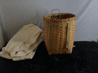 Adirondack Style Trappers Pack Basket