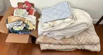 Linens: Bed Spreads, Placemats, Pillow Covers, Kitchen Towels & More