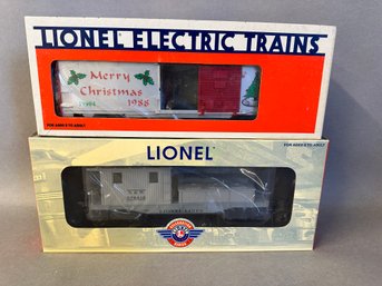 NIB Lionel Trains: 1998 Christmas Car & Lionel Lines Work Caboose, 6-19904 & 6-29718