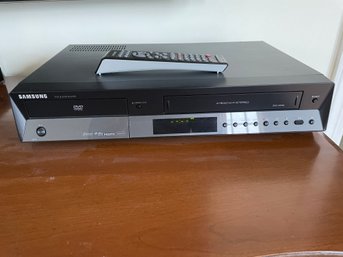 Samsung DVD-V9700 ,DVD/VCR Combination Player