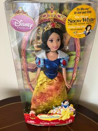 Disney Snow White 'Sparkling Princess' Doll