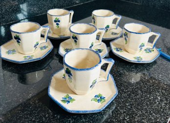 Blueberry Spongewear 6 Teacups And Saucers