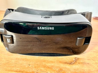 Samsung Gear Video Glasses Powered By Oculus