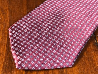 Fabulous HERMES Silk Twill Faconnee Tie - Paid $260 - Silk Jacquard Pattern - Like New Condition - Red / White