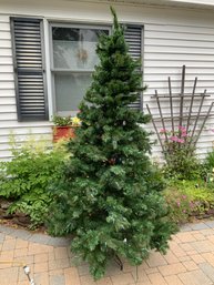 7.5' Tall Christmas Tree