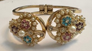 VINTAGE RHINESTONE AND FAUX PEARL CLAMPER BRACELET