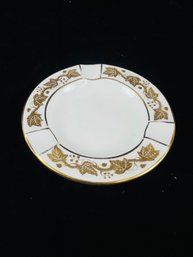 Wedgwood Whitehall White Rim Gold Grape Vine Small Ashtray