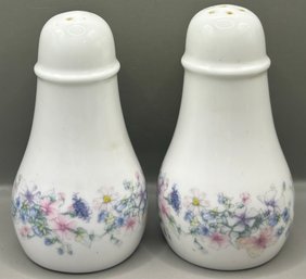Pair Of Wedgwood Floral S&p Shakers