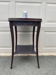 Beautiful Antique Mahogany Side Table. Stands 26 5/8' Tall.