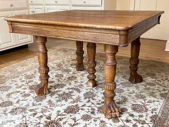 A Victorian Oak Extendable Dining Table