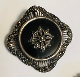 VINTAGE STERLING SILVER ONYX MARCASITE PENDANT/BROOCH