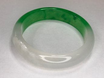 Beautiful Vintage ? Antique ? Chinese Jade Bangle Bracelet From Almost White To Granny Smith Apple Green WOW !