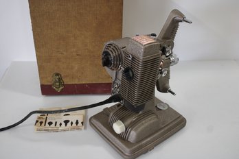 Vintage Revere 8mm Film Projector - Model 85 In Case