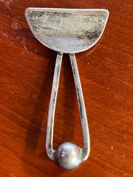 Victorian Era Sterling Silver Sugar Cube Spoon