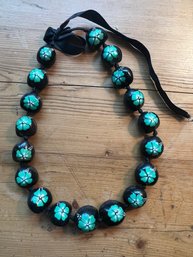 Chunky Large Clover Beaded Necklace With Tie