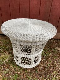 White Round Wicker Coffee Side End Table 24x20