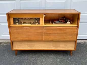 Vintage Mid Century Siemens Radio Record Player Dual Console In Cabinet