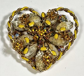 Great Vintage Gold Tone Rhinestone And Enamel Heart Shaped Brooch