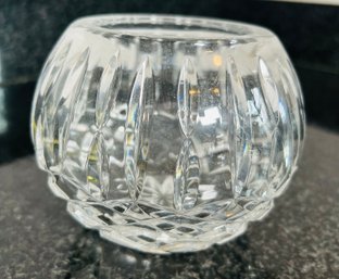 Glass/Crystal Bowl 0 4.5 Height, 3.25 Diameter