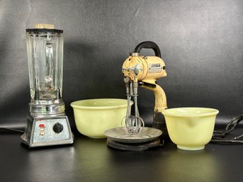 Very Vintage Countertop Kitchen Appliances: Beehive Blender & Hand/Stand Mixer