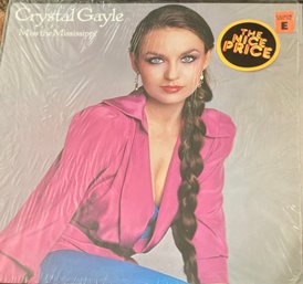 CRYSTAL GAYLE - Miss The Mississippi (Shrinkwrap)- 12' - 1979 Vinyl Record  - VG