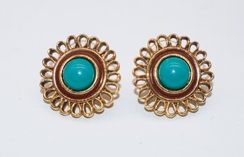 Fashion Earrings W/ Green Stones