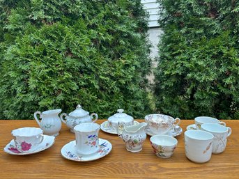 Porcelain Tea Cups & Saucers