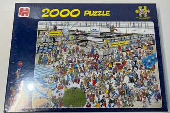 UNOPENED Jan Van Haasteren 2000 Piece Airport Puzzle