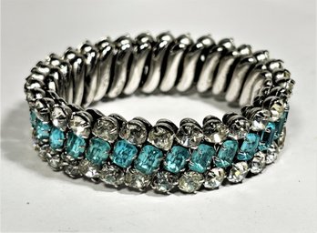 White And Light Blue Rhinestone Bracelet Having Elasticity