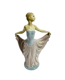 Lladro #5050  'Dancer' Figurine