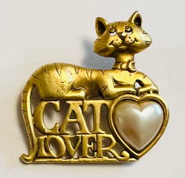 VINTAGE SIGNED DANECRAFT GOLD TONE 'CAT LOVER' BROOCH