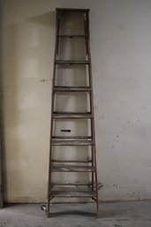 8' Lynn Wooden 'A' Frame Step Ladder