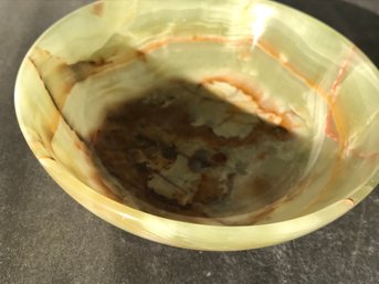 Onyx Gem Stone Bowl , 6 Inch Diameter