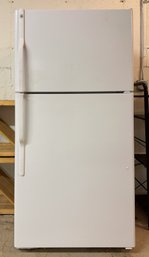 GE Refrigerator White