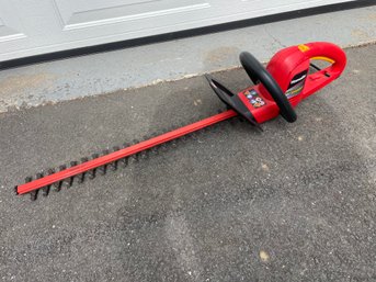 Homelite Hedge Sweep Debris Remover