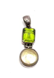 Vintage Sterling Silver Peridot Color Mother Of Pearl Style Pendant